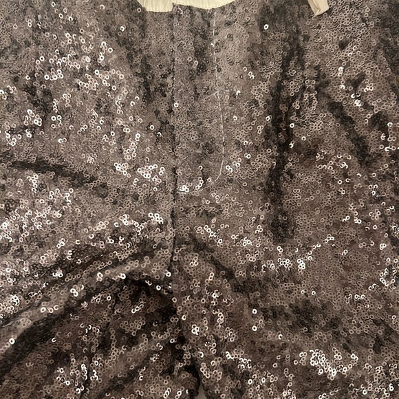 Sequin gold shorts Large - Picture 5 of 16